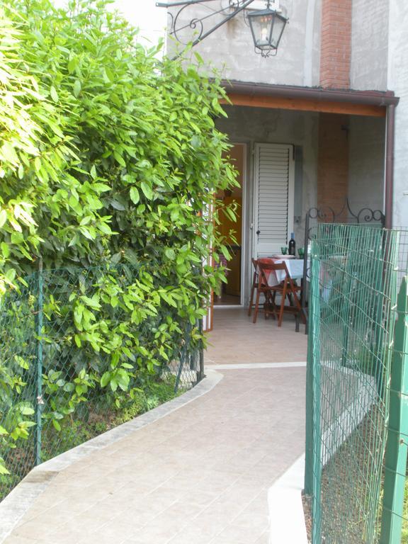 B&B Brezza Marina Сан-Бенедетто-дель-Тронто Экстерьер фото